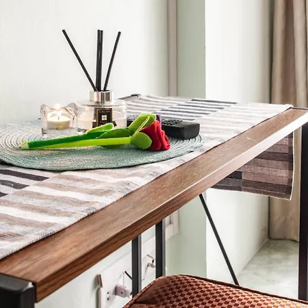 Tower Resident In The Heart Of Bangkok Shopping Center Apartment Makkasan Exterior photo