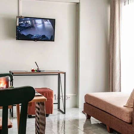 Tower Resident In The Heart Of Bangkok Shopping Center Apartment Makkasan Exterior photo